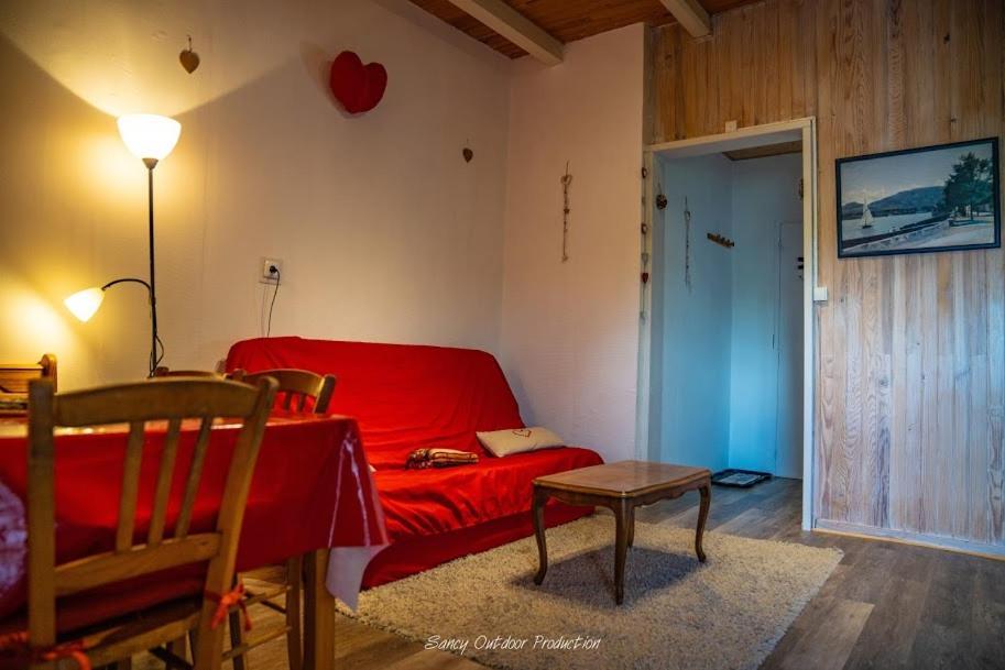 Les Tilleuls Besse-et-Saint-Anastaise Exterior foto